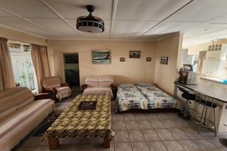 4 Bedroom Property for Sale in Paradise Beach Eastern Cape